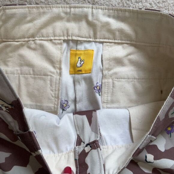FR2 Fxxking Rabbits Love & Peace Camo Pants Sz M Nudes Flowers - Picture 4 of 8